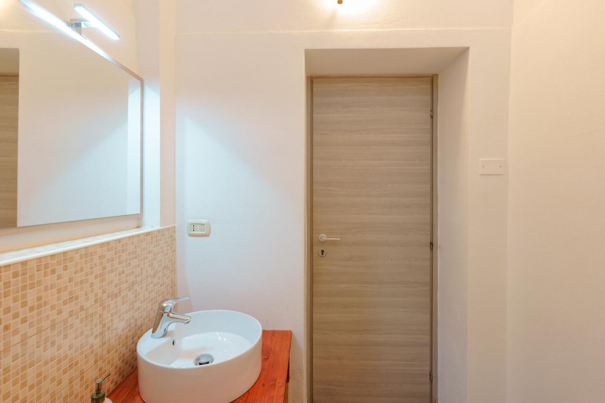 Bissenti Rooms - Eja Sardinia Каляри Екстериор снимка